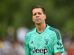 Arsenal Bersaing Ketat dengan Liverpool & City, Szczesny Ikut Stres