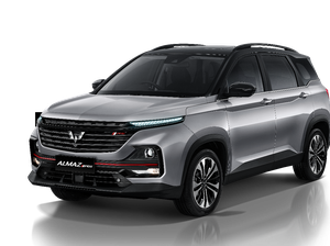 Melihat Teknologi Pintar & Promo Spesial Wuling Almaz RS di GIIAS 2022