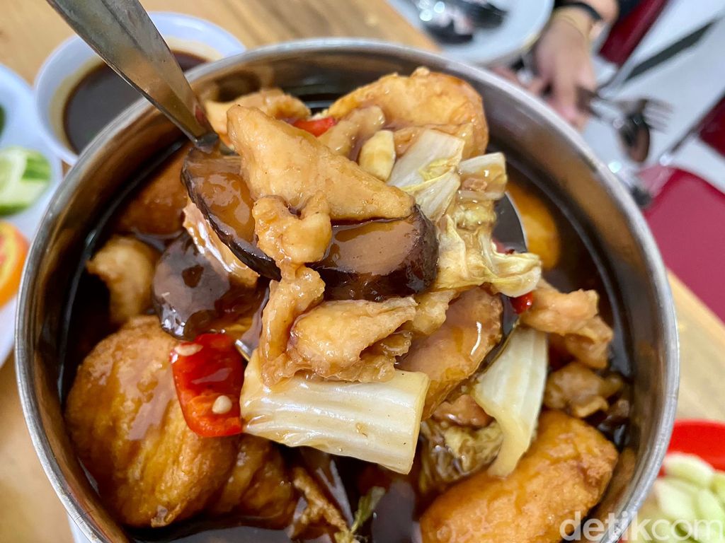 Agung Lestari: Chinese Food Enak Buatan Mantan Chef Restoran China Ternama