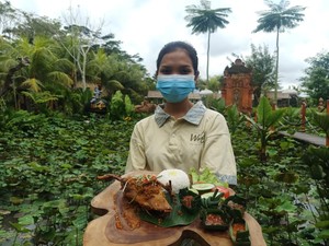 Wajib Dicicipi! Olahan Bebek Rempah-rempah ala Wedja Restaurant Ubud
