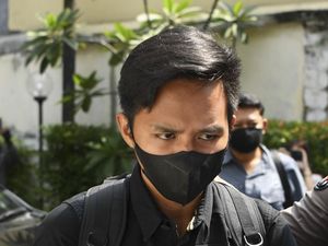 Bharada E Disebut Hampir Gila Usai Bunuh Teman Sendiri di Depan Mata