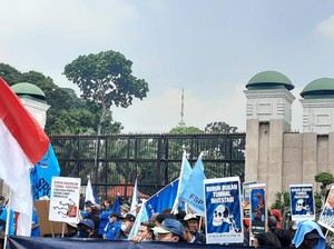 Ada Demo Buruh, Exit Tol Depan Gedung DPR Ditutup