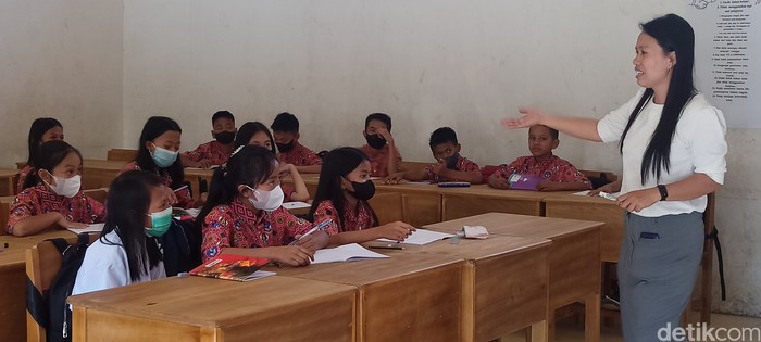 Disdik Tana Toraja, Sulawesi Selatan (Sulsel) mengklaim sudah 85% SD dan SMP mengimplementasikan kurikulum merdeka belajar.