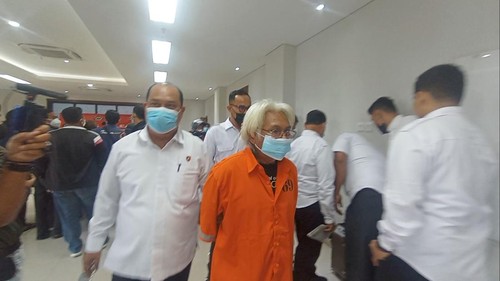 Eks Ketua LPD Desa Adat Ungasan, Kuta Selatan, Badung, berinisial NS ditetapkan sebagai tersangka korupsi. Perbuatan NS telah menyebabkan LPD Ungasan rugi hingga Rp 26 miliar.