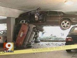 Foto Kecelakaan yang Bikin Melotot dan Geleng-geleng, Berani Lihat?