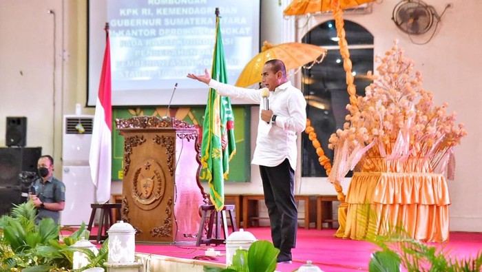 Gubsu Edy saat acara di Langkat