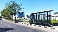 Halte Kantor Bupati Gresik/Foto: Jemmi Purwodianto/detikJatim