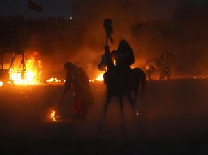 Aksi Teatrikal Tragedi Karbala Warnai Peringatan 10 Muharam di Iran