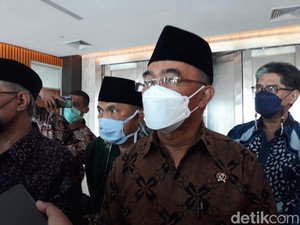Kasus COVID-19 RI Ngegas, Menko PMK: De Facto Sudah Endemi tapi...