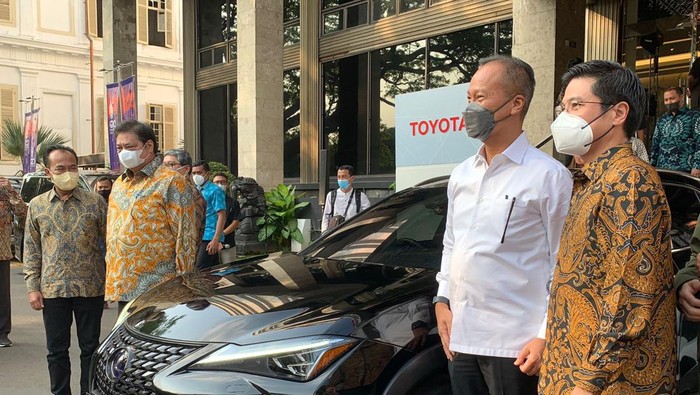Mobil Listrik Lexus Untuk KTT G20 Mobil Listrik Lexus Untuk KTT G20