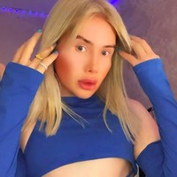 “Aku kecanduan TikTok yang membuatku tertekan dengan penampilan diriku. Aku melihat TikTok delapan jam sehari dan sering membuat video. TikTok adalah bagian dari diriku. Aku orang yang obsesi dan impulsif. Aku banyak menemui wanita cantik Korea di TikTok dan memutuskan untuk seperti mereka,” aku Olu, seperti dikutip dari Mirror. Foto: dok. Instagram/@londonoli