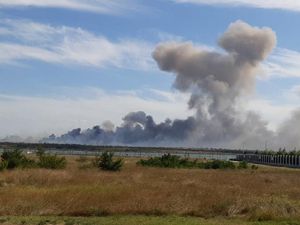 Penyimpanan Amunisi Meledak Dekat Kawasan Wisata di Krimea