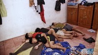DI/TII menyerang kawasan Pesantren Cipari menggunakan senjata api bahkan senjata berat. Masyarakat mampu bertahan dengan bantuan keamanan desa yang dipersenjatai.