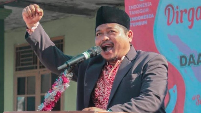 Pimpinan Pondok Pesantren (Ponpes) Daarul Ulum Panyaungan Cihara Lebak-Banten, Bundaniji