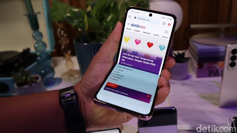 Samsung Galaxy Z Fold 4 & Galaxy Z Flip 4