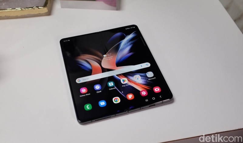 Samsung Galaxy Z Fold 4 & Galaxy Z Flip 4