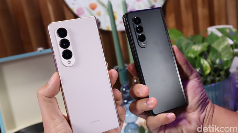 Samsung Galaxy Z Fold 4 & Galaxy Z Flip 4