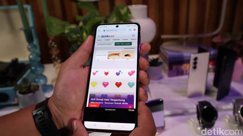 Samsung Galaxy Z Fold 4 & Galaxy Z Flip 4