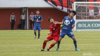 Vietnam berhasil membobol gawang Thailand pada menit ke-32 melalui tendangan jarak jauh yang dilesakan oleh Nguyen Cong Phoung. Skor 1-0 untuk keunggulan Vietnam bertahan hingga turun minum. Foto: Pius Erlangga/detikJateng