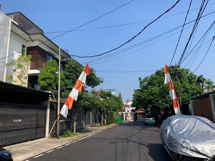 Suasana rumah Ferdy Sambo di  Jalan Saguling III, Duren Tiga, Jakarta Selatan, Rabu (10/8).