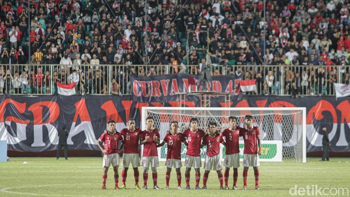 Timnas Indonesia U-16 lolos ke babak final Piala AFF U-16 2022 usai mengalahkan Myanmar lewat adu penalti di Stadion Maguwoharjo, Sleman, DI Yogyakarta, Rabu (10/8/2022).