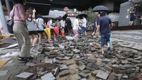 Banjir juga merusak infrastruktur di Stasiun Seoul.