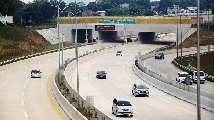 Tol Serbaraja Seksi 1A Resmi Beroperasi Jalan Tol Serpong-Balaraja Seksi 1A resmi dibuka mulai hari ini. Tol ini dibuka secara fungsional, sehingga tidak dikenakan biaya alias gratis pada 10 sampai 21 Agustus 2022.