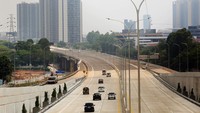 Tol ini diharapkan menjadi jalur alternatif yang dapat memecah kemacetan di wilayah sekitar tol JORR 2.