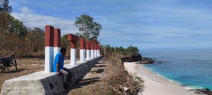 Surga Alor Ini Bernama Pantai Utanggal Wakapsir