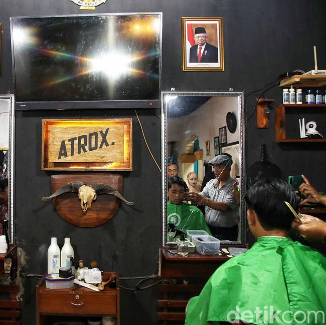 Apa Beda Pangkas Rambut Asgar Garut dengan yang Lain?