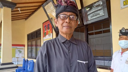 Bendesa Desa Adat Anturan Ketut Mangku.