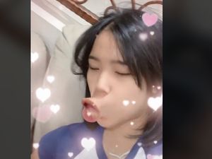 Fuji Pakai Filter Bibir Monyong di TikTok, Tembus 12 Juta Views