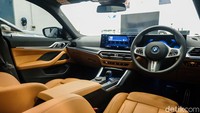 Baterai yang diusung oleh i4 merupakan baterai berkapasitas 80,7 kWh. Dalam satu kali pengecasan penuh, baterai ini dapat membawa i4 hingga 590 km jauhnya. 