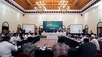 Sejak 2021, UMKM berkontribusi dominan terhadap produk domestik bruto (PDB) Indonesia dan menyerap sebagian besar tenaga kerja. Lanjut Mendag, UMKM adalah tulang punggung perekonomian yang perlu didukung dari berbagai lini agar naik kelas demi memperkuat perekonomian Indonesia.