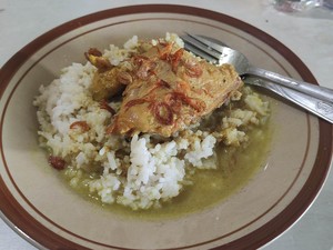 Kare Ayam Kampung Mak Ten Bikin Nagih Banget Ker, Awas Telap-telep!