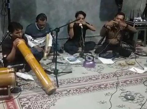 Kesenian Rinding Gubeng asal Gunungkidul yang dikolaboraksikan dengan musik gamelan.