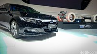 Tapi nantinya belum tentu CR-V hybrid dan Accord hybrid yang bakal dirilis di Indonesia. Kata Honda, ini merupakan perkenalan sebelum meluncurkan mobil hybrid tahun depan. Sayang dari ketiga model itu belum ada yang dijual. 