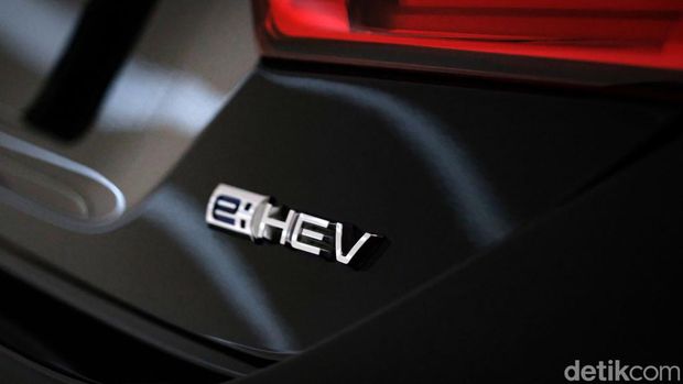 PT Honda Prospect Motor memperkenalkan Accord Hybrid di GIIAS 2022.
