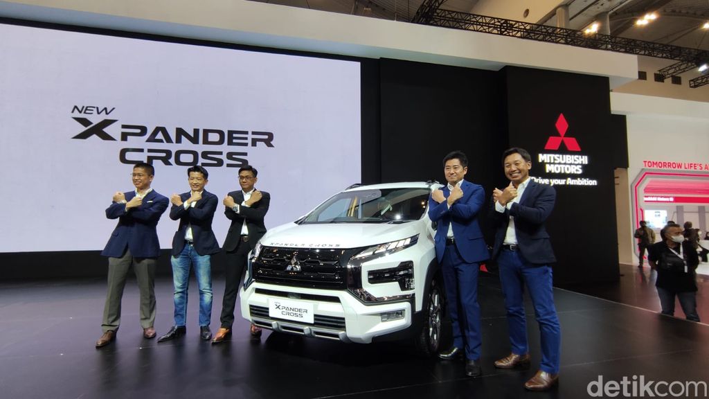 Mitsubishi New Xpander Cross meluncur di GIIAS 2022