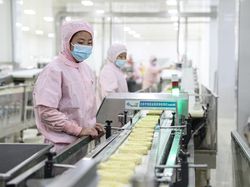 Mie Instan Mau Naik Harga, Pabriknya Canggih Lho!