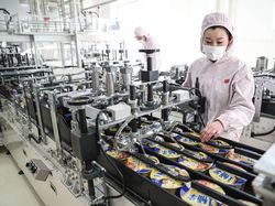Mie Instan Mau Naik Harga, Pabriknya Canggih Lho!