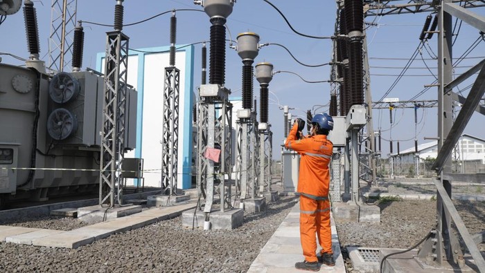 Pernah Lihat Gardu Induk Digital Pertama di RI? Nih Penampakannya PT PLN (Persero) melakukan digitalisasi di Gardu Induk Sepatan II. Selain melakukan digitalisasi, PLN juga melakukan pemberian tegangan atau energize.