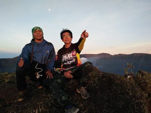 4 Jalur Pendakian Gunung Tambora NTB untuk Momen 17 Agustus