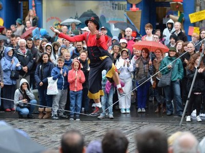 Begini Hebohnya Festival Fringe, Pesta Seni Terbesar di Skotlandia