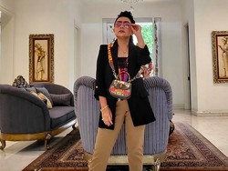 8 Foto Ruang Tamu Mewah Mayangsari & Bambang Trihatmodjo Favorit Buat OOTD