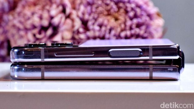 Samsung Galaxy Z Flip 4