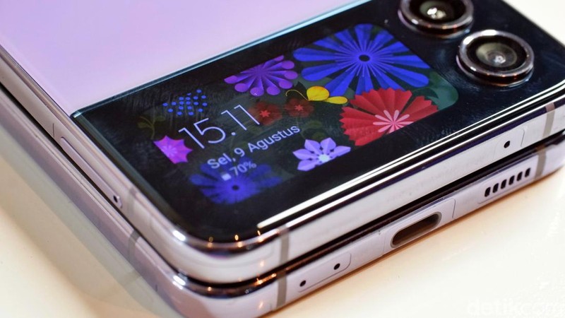 Samsung Galaxy Z Flip 4