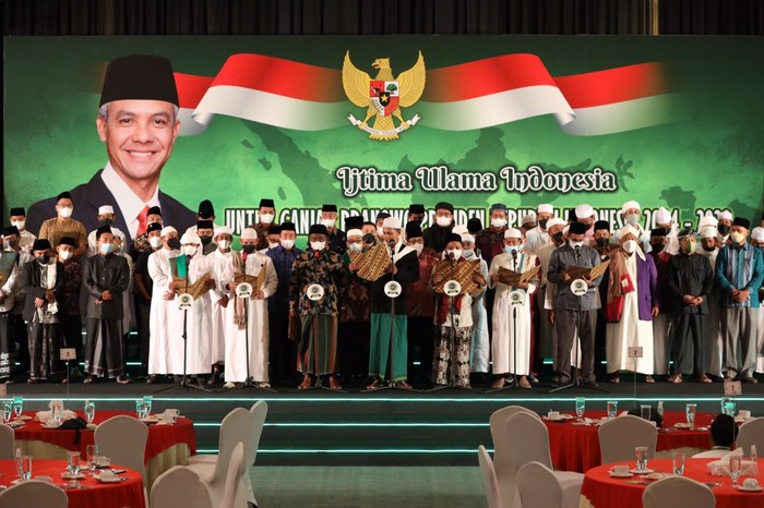 Sejumlah ulama dan cendekiawan di Provinsi Riau bermusyawarah mencari calon kuat Presiden 2024 mendatang.