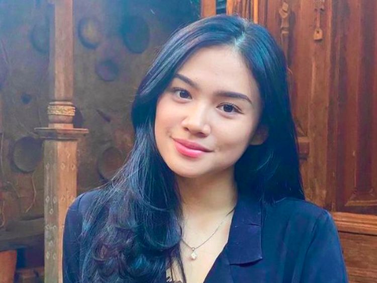 Foto: Paras Cantik Putri Mulan Jameela yang Kini Usia 22, Mirip Titi Kamal