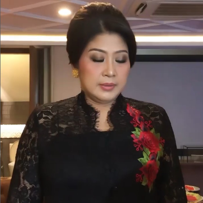 Unggahan Hair Stylist, Reval Alip pernah menata rambut istri Ferdy Sambo viral di media sosial